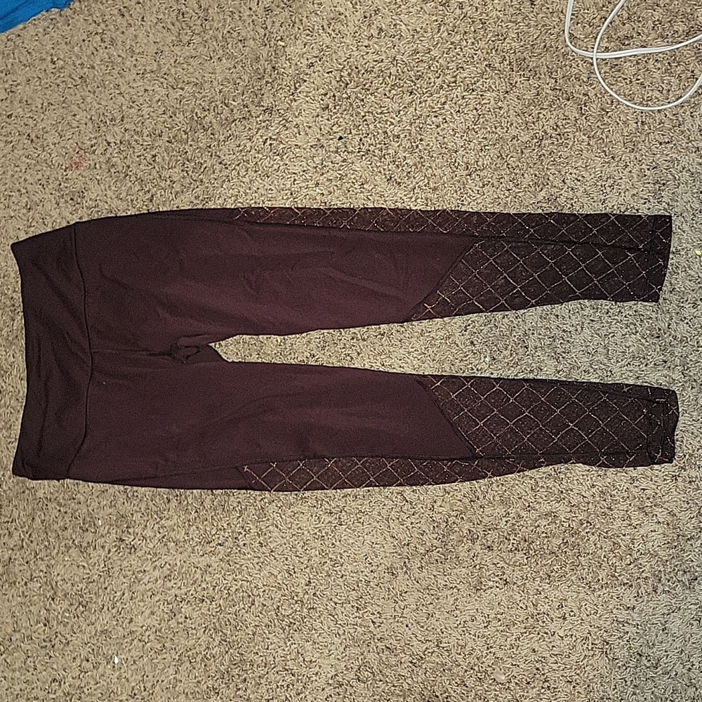 VS Maroon Leggings with mesh
